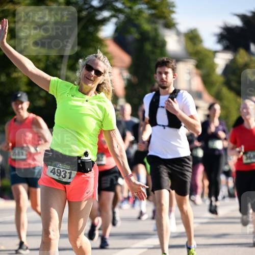 01.09.2024 - BARMER Alsterlauf Dr. Thomas Lammeyer http://msf.ph/oto/6900264 01.09.2024 09:37:50 Laufen 341, 35, 4931, 368 meine-sportfotos.de
