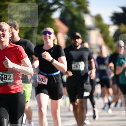 01.09.2024 - BARMER Alsterlauf Dr. Thomas Lammeyer http://msf.ph/oto/6900313 01.09.2024 09:37:53 Laufen 35, 682, 05 meine-sportfotos.de