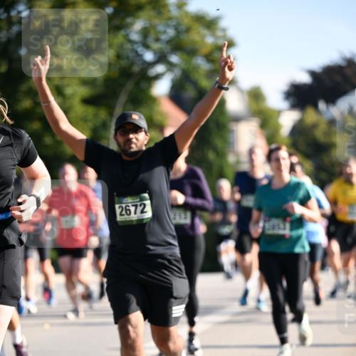 01.09.2024 - BARMER Alsterlauf Dr. Thomas Lammeyer http://msf.ph/oto/6900329 01.09.2024 09:37:54 Laufen 2672 meine-sportfotos.de