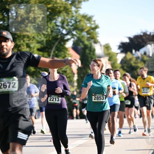 01.09.2024 - BARMER Alsterlauf Dr. Thomas Lammeyer http://msf.ph/oto/6900340 01.09.2024 09:37:55 Laufen 2672, 2213, 2853, 4147 meine-sportfotos.de