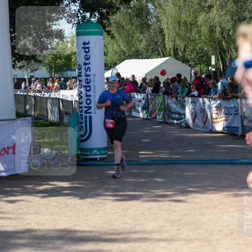 01.09.2024 - 17. Tribühne Triathlon Michael Strokosch http://msf.ph/oto/6900347 01.09.2024 10:56:09 Ziel 158, 247 meine-sportfotos.de