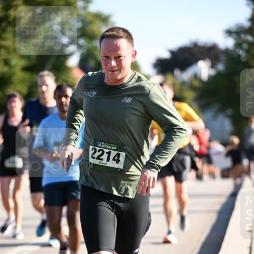 01.09.2024 - BARMER Alsterlauf Dr. Thomas Lammeyer http://msf.ph/oto/6900388 01.09.2024 09:37:57 Laufen 27, 35, 2214, 4 meine-sportfotos.de