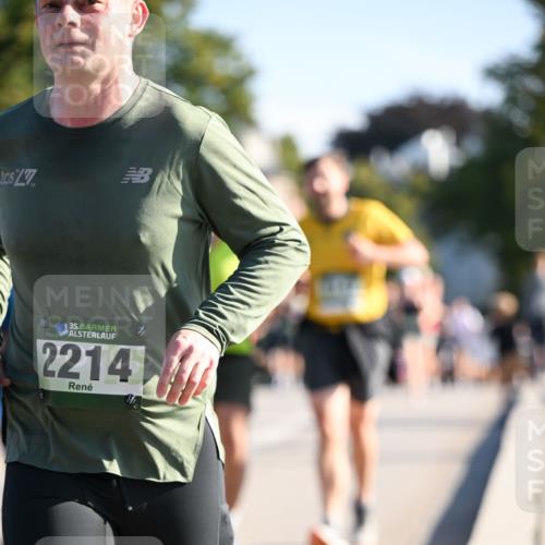 01.09.2024 - BARMER Alsterlauf Dr. Thomas Lammeyer http://msf.ph/oto/6900394 01.09.2024 09:37:58 Laufen 35, 2214 meine-sportfotos.de