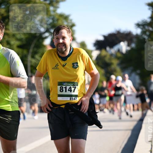 01.09.2024 - BARMER Alsterlauf Dr. Thomas Lammeyer http://msf.ph/oto/6900427 01.09.2024 09:38:00 Laufen 35, 8147, 8147 meine-sportfotos.de