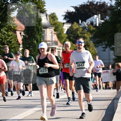 01.09.2024 - BARMER Alsterlauf Dr. Thomas Lammeyer http://msf.ph/oto/6900446 01.09.2024 09:38:03 Laufen 623, 5210, 194, 5180, 3843, 3823, 201 meine-sportfotos.de