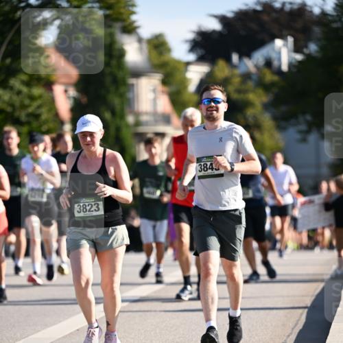01.09.2024 - BARMER Alsterlauf Dr. Thomas Lammeyer http://msf.ph/oto/6900463 01.09.2024 09:38:04 Laufen 3823, 384, 90 meine-sportfotos.de
