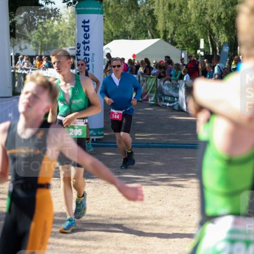 01.09.2024 - 17. Tribühne Triathlon Michael Strokosch http://msf.ph/oto/6900465 01.09.2024 10:56:26 Ziel 144, 205, 251, 254 meine-sportfotos.de