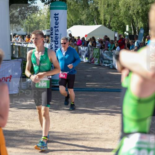 01.09.2024 - 17. Tribühne Triathlon Michael Strokosch http://msf.ph/oto/6900470 01.09.2024 10:56:26 Ziel 144, 205, 251, 254 meine-sportfotos.de