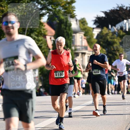 01.09.2024 - BARMER Alsterlauf Dr. Thomas Lammeyer http://msf.ph/oto/6900499 01.09.2024 09:38:06 Laufen 5180, 3602, 1206 meine-sportfotos.de