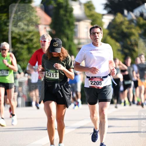 01.09.2024 - BARMER Alsterlauf Dr. Thomas Lammeyer http://msf.ph/oto/6900712 01.09.2024 09:38:11 Laufen 3311, 2205 meine-sportfotos.de