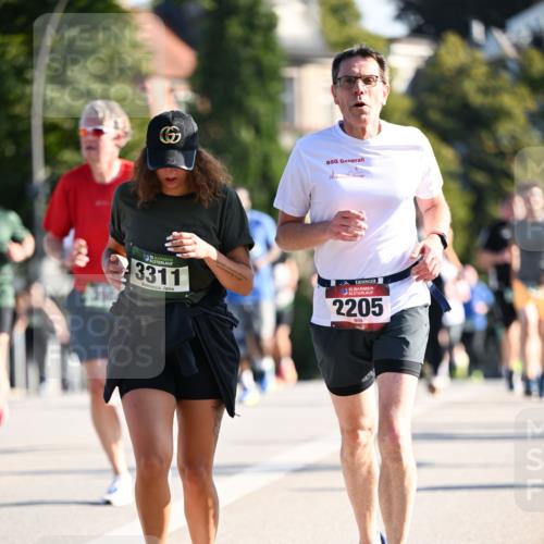 01.09.2024 - BARMER Alsterlauf Dr. Thomas Lammeyer http://msf.ph/oto/6900751 01.09.2024 09:38:11 Laufen 135, 3311, 35, 2205 meine-sportfotos.de