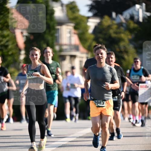 01.09.2024 - BARMER Alsterlauf Dr. Thomas Lammeyer http://msf.ph/oto/6900786 01.09.2024 09:38:15 Laufen 306, 2983 meine-sportfotos.de