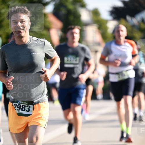 01.09.2024 - BARMER Alsterlauf Dr. Thomas Lammeyer http://msf.ph/oto/6900861 01.09.2024 09:38:19 Laufen 2983 meine-sportfotos.de