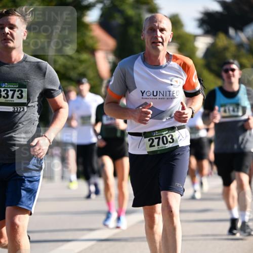 01.09.2024 - BARMER Alsterlauf Dr. Thomas Lammeyer http://msf.ph/oto/6900925 01.09.2024 09:38:20 Laufen 6135, 3373, 3373, 35, 2703, 44147 meine-sportfotos.de