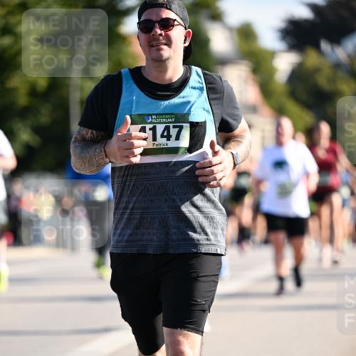 01.09.2024 - BARMER Alsterlauf Dr. Thomas Lammeyer http://msf.ph/oto/6901005 01.09.2024 09:38:23 Laufen 35, 147 meine-sportfotos.de