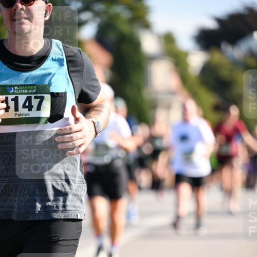01.09.2024 - BARMER Alsterlauf Dr. Thomas Lammeyer http://msf.ph/oto/6901016 01.09.2024 09:38:24 Laufen 35, 4147 meine-sportfotos.de
