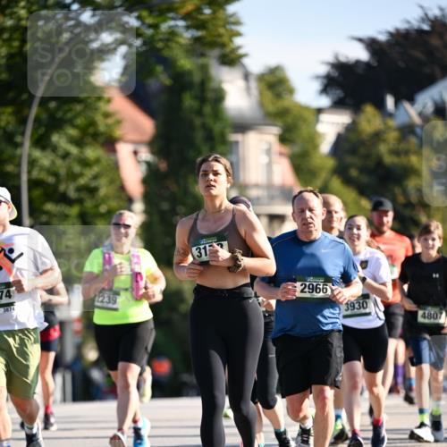 01.09.2024 - BARMER Alsterlauf Dr. Thomas Lammeyer http://msf.ph/oto/6901173 01.09.2024 09:38:34 Laufen 74, 3874, 2239, 31, 2966, 3930, 4807 meine-sportfotos.de