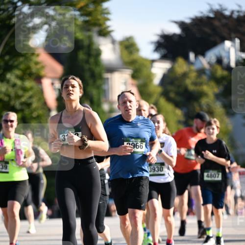 01.09.2024 - BARMER Alsterlauf Dr. Thomas Lammeyer http://msf.ph/oto/6901183 01.09.2024 09:38:34 Laufen 39, 31, 966, 3930, 4807 meine-sportfotos.de