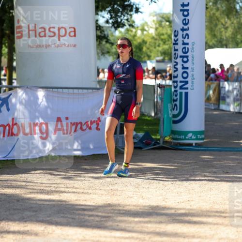 01.09.2024 - 17. Tribühne Triathlon Michael Strokosch http://msf.ph/oto/6901195 01.09.2024 10:58:57 Ziel 220, 278 meine-sportfotos.de