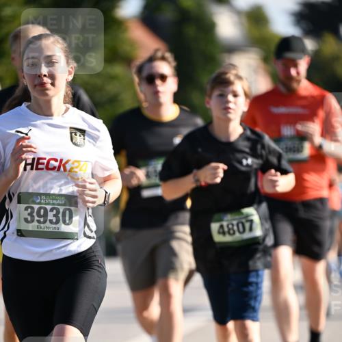 01.09.2024 - BARMER Alsterlauf Dr. Thomas Lammeyer http://msf.ph/oto/6901281 01.09.2024 09:38:38 Laufen 24, 35, 3930, 4807 meine-sportfotos.de