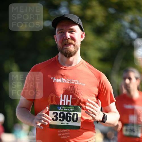 01.09.2024 - BARMER Alsterlauf Dr. Thomas Lammeyer http://msf.ph/oto/6901318 01.09.2024 09:38:41 Laufen 30, 35, 3960 meine-sportfotos.de