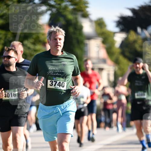 01.09.2024 - BARMER Alsterlauf Dr. Thomas Lammeyer http://msf.ph/oto/6901348 01.09.2024 09:38:43 Laufen 4016, 3740 meine-sportfotos.de