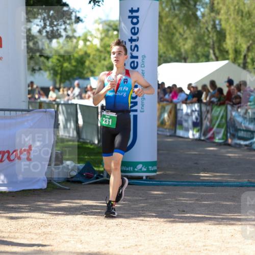 01.09.2024 - 17. Tribühne Triathlon Michael Strokosch http://msf.ph/oto/6901360 01.09.2024 10:59:11 Ziel 231, 274, 304 meine-sportfotos.de