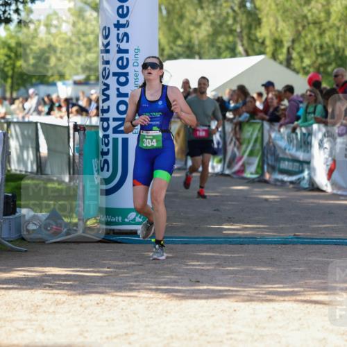 01.09.2024 - 17. Tribühne Triathlon Michael Strokosch http://msf.ph/oto/6901400 01.09.2024 10:59:18 Ziel 163, 169, 304 meine-sportfotos.de