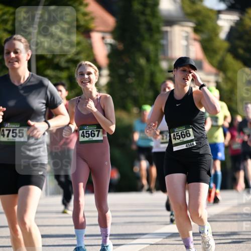 01.09.2024 - BARMER Alsterlauf Dr. Thomas Lammeyer http://msf.ph/oto/6901468 01.09.2024 09:38:49 Laufen 4755, 4567, 4566, 4566 meine-sportfotos.de