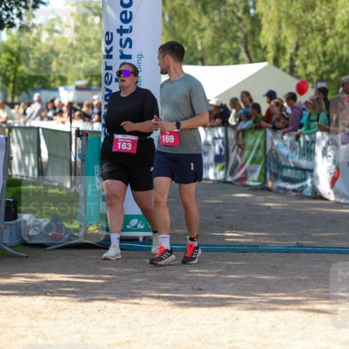 01.09.2024 - 17. Tribühne Triathlon Michael Strokosch http://msf.ph/oto/6901503 01.09.2024 10:59:22 Ziel 163, 169, 304 meine-sportfotos.de