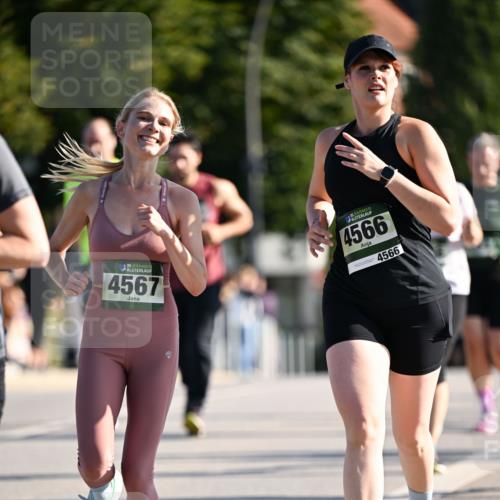 01.09.2024 - BARMER Alsterlauf Dr. Thomas Lammeyer http://msf.ph/oto/6901506 01.09.2024 09:38:50 Laufen 35, 4567, 4566, 4566, 711 meine-sportfotos.de