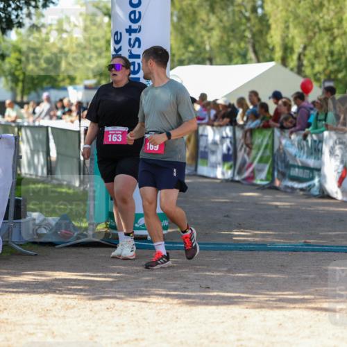 01.09.2024 - 17. Tribühne Triathlon Michael Strokosch http://msf.ph/oto/6901512 01.09.2024 10:59:22 Ziel 163, 169, 304 meine-sportfotos.de