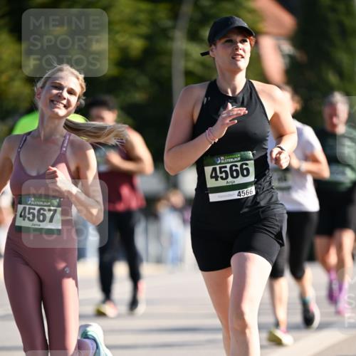 01.09.2024 - BARMER Alsterlauf Dr. Thomas Lammeyer http://msf.ph/oto/6901514 01.09.2024 09:38:51 Laufen 135, 4567, 35, 4566, 4566, 717 meine-sportfotos.de