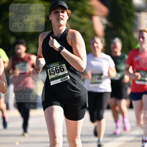 01.09.2024 - BARMER Alsterlauf Dr. Thomas Lammeyer http://msf.ph/oto/6901524 01.09.2024 09:38:51 Laufen 135, 4566, 4566 meine-sportfotos.de