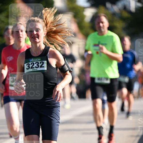 01.09.2024 - BARMER Alsterlauf Dr. Thomas Lammeyer http://msf.ph/oto/6901555 01.09.2024 09:38:53 Laufen 3232 meine-sportfotos.de