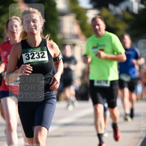 01.09.2024 - BARMER Alsterlauf Dr. Thomas Lammeyer http://msf.ph/oto/6901567 01.09.2024 09:38:53 Laufen 35, 3232 meine-sportfotos.de