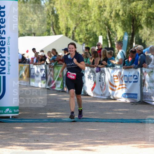01.09.2024 - 17. Tribühne Triathlon Michael Strokosch http://msf.ph/oto/6901705 01.09.2024 10:59:51 Ziel 264, 1068 meine-sportfotos.de