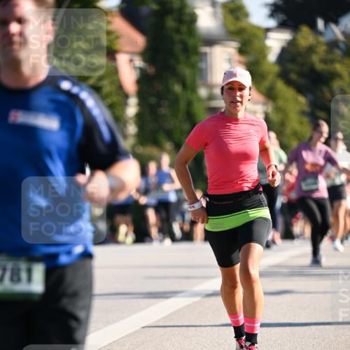 01.09.2024 - BARMER Alsterlauf Dr. Thomas Lammeyer http://msf.ph/oto/6901728 01.09.2024 09:38:58 Laufen 781 meine-sportfotos.de