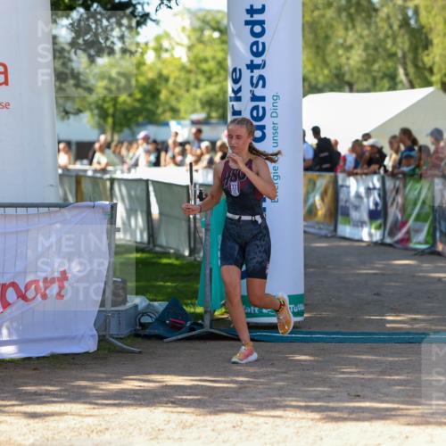 01.09.2024 - 17. Tribühne Triathlon Michael Strokosch http://msf.ph/oto/6901762 01.09.2024 10:59:56 Ziel 264, 1068 meine-sportfotos.de