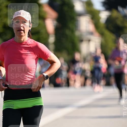 01.09.2024 - BARMER Alsterlauf Dr. Thomas Lammeyer http://msf.ph/oto/6901807 01.09.2024 09:39:00 Laufen 9 meine-sportfotos.de
