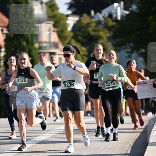01.09.2024 - BARMER Alsterlauf Dr. Thomas Lammeyer http://msf.ph/oto/6901837 01.09.2024 09:39:03 Laufen 01, 8126, 3236, 52, 3233, 3233, 201 meine-sportfotos.de