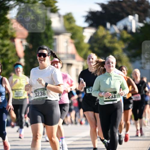 01.09.2024 - BARMER Alsterlauf Dr. Thomas Lammeyer http://msf.ph/oto/6901873 01.09.2024 09:39:05 Laufen 3236, 52, 233, 3233 meine-sportfotos.de