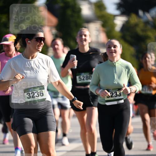 01.09.2024 - BARMER Alsterlauf Dr. Thomas Lammeyer http://msf.ph/oto/6901907 01.09.2024 09:39:06 Laufen 35, 3236, 5280, 233, 3233 meine-sportfotos.de