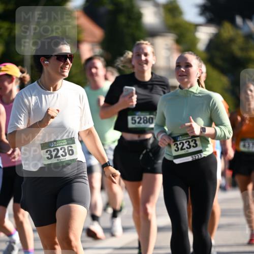 01.09.2024 - BARMER Alsterlauf Dr. Thomas Lammeyer http://msf.ph/oto/6901912 01.09.2024 09:39:06 Laufen 3236, 5280, 3233, 3233, 337 meine-sportfotos.de
