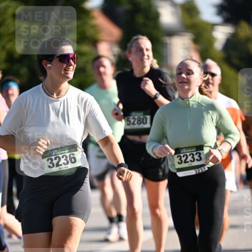 01.09.2024 - BARMER Alsterlauf Dr. Thomas Lammeyer http://msf.ph/oto/6901923 01.09.2024 09:39:07 Laufen 35, 3236, 5280, 3233, 3233 meine-sportfotos.de