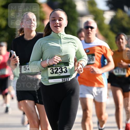 01.09.2024 - BARMER Alsterlauf Dr. Thomas Lammeyer http://msf.ph/oto/6901959 01.09.2024 09:39:08 Laufen 52, 3233, 3233, 39 meine-sportfotos.de