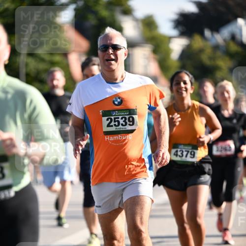 01.09.2024 - BARMER Alsterlauf Dr. Thomas Lammeyer http://msf.ph/oto/6901973 01.09.2024 09:39:09 Laufen 35, 2539, 4379 meine-sportfotos.de