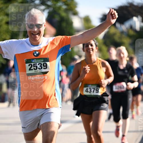 01.09.2024 - BARMER Alsterlauf Dr. Thomas Lammeyer http://msf.ph/oto/6901985 01.09.2024 09:39:09 Laufen 35, 2539, 4379 meine-sportfotos.de