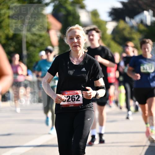 01.09.2024 - BARMER Alsterlauf Dr. Thomas Lammeyer http://msf.ph/oto/6902049 01.09.2024 09:39:12 Laufen 10, 35, 262 meine-sportfotos.de