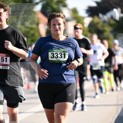 01.09.2024 - BARMER Alsterlauf Dr. Thomas Lammeyer http://msf.ph/oto/6902092 01.09.2024 09:39:14 Laufen 5, 151, 4151, 35, 3331 meine-sportfotos.de
